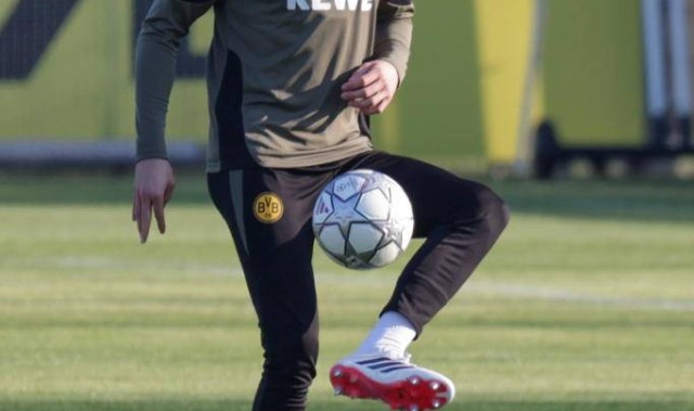 多特蒙德又出新星！赖尔森闪耀德甲，巴萨虎视眈眈